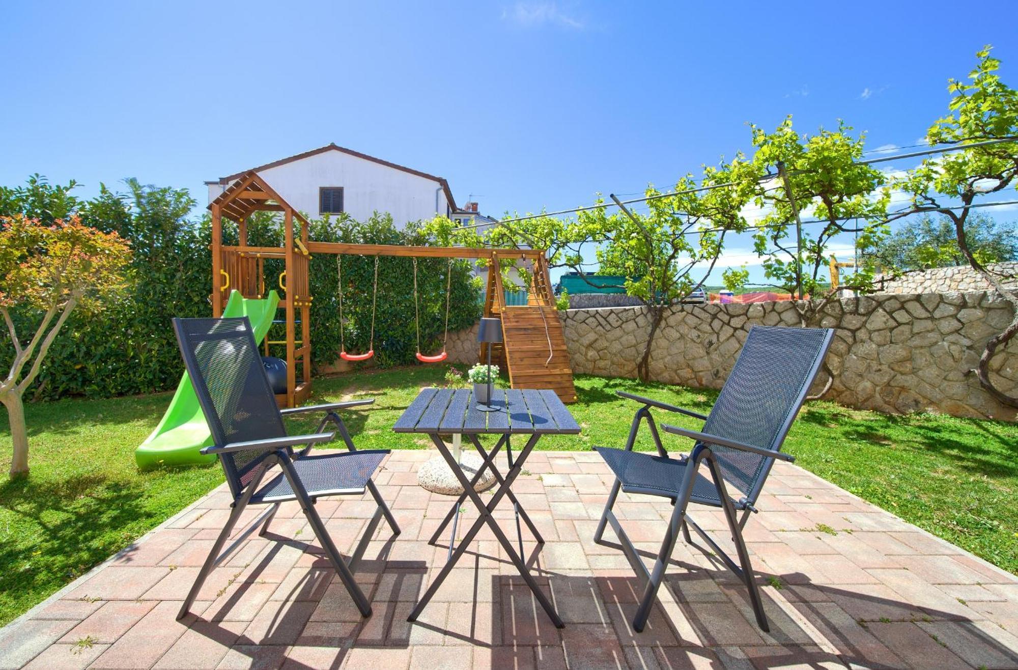 Apartmani Assa Krk Krk Town Buitenkant foto