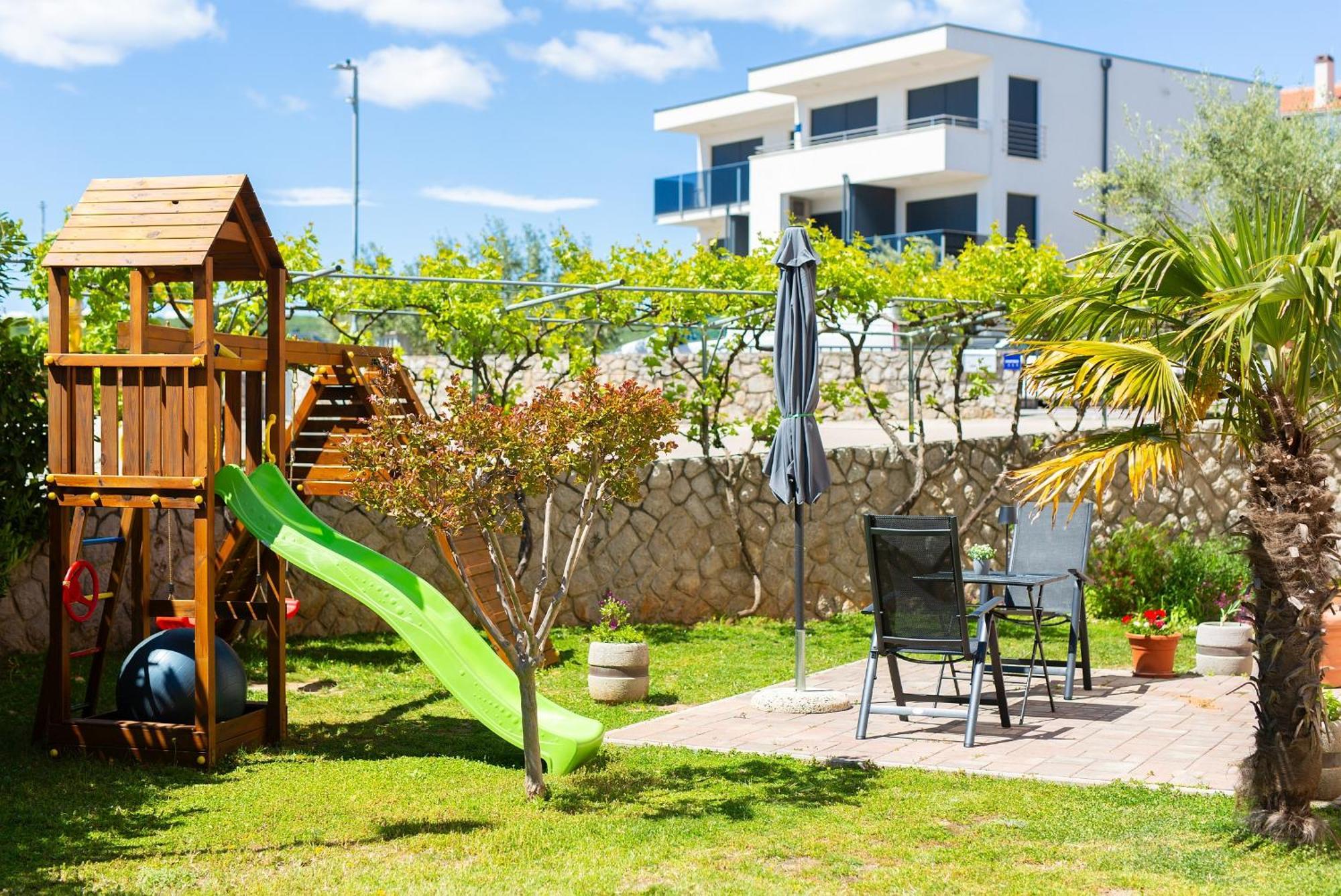 Apartmani Assa Krk Krk Town Buitenkant foto